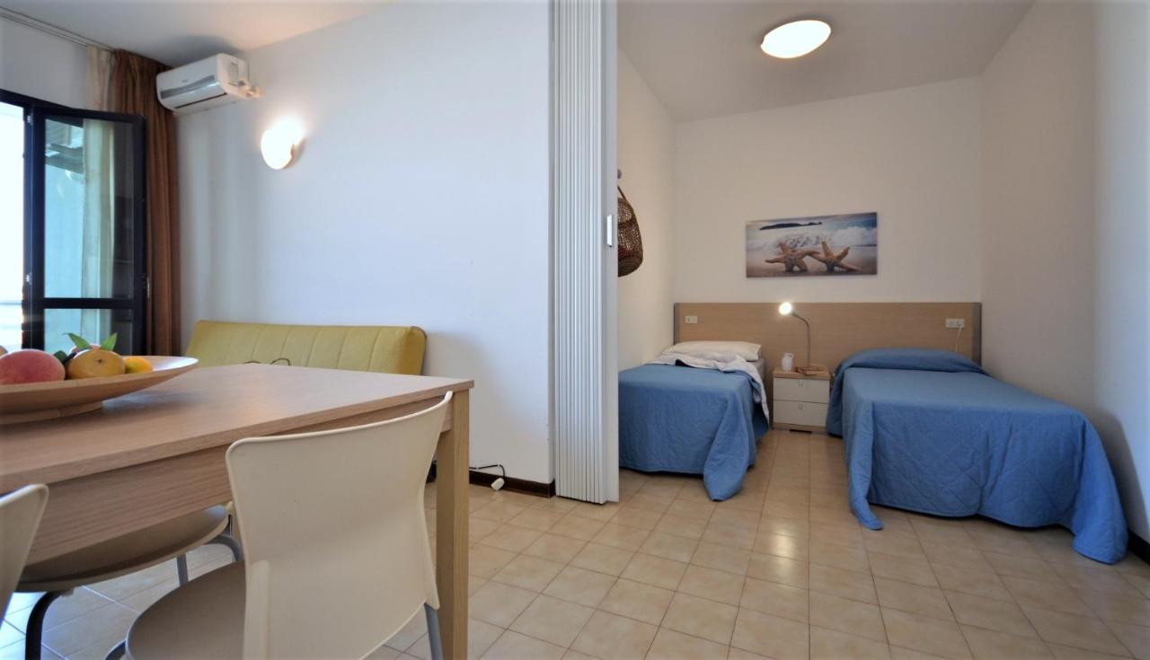 Residenza Olimpo Apartamento Lignano Sabbiadoro Exterior foto